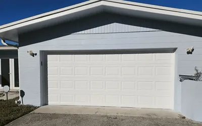 Can You Paint Vinyl Siding in Florida?